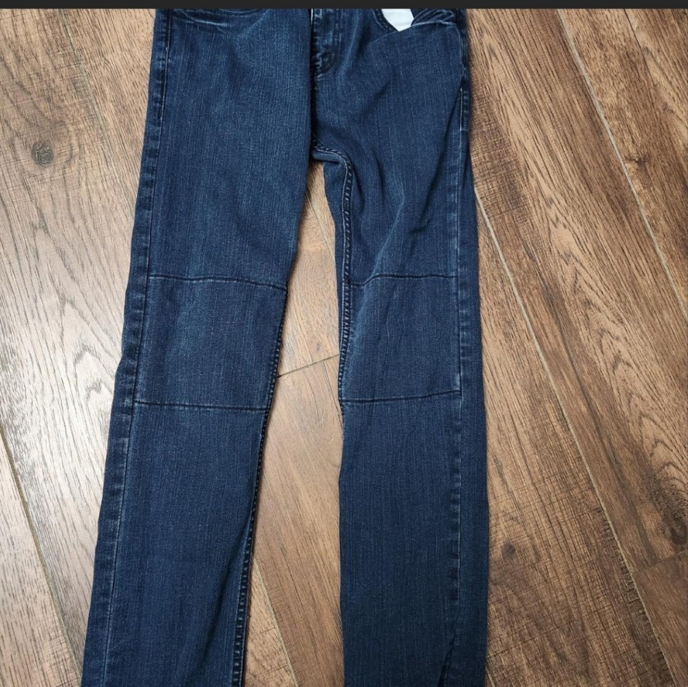 Levis jeans